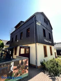 Ferienhaus "Kleines Domizil" Altenberg - direkt im Zentrum von Altenberg gegenüber vom Skilift - Image 1