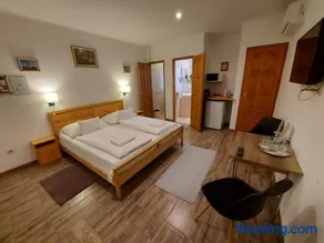 Böne Vendégház - Image 1