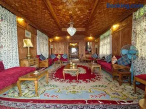 Cheetah Palace - Image 4