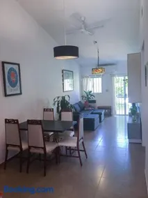Casa con pileta Aeropuerto Circunvalación Kempes Quorum Siglo 21 - Image 3