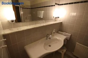 Hotel Zur schönen Aussicht - Image 2