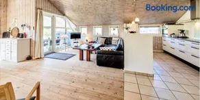 VE067-Vejers-Strand-Nordvej-74 - Image 4