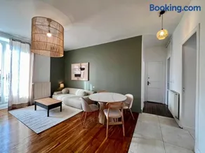 2 chambres, Parking privé, Gare à 8 min - Image 2
