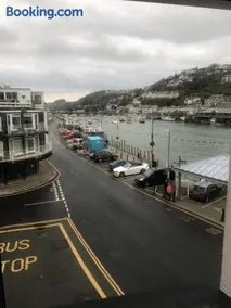 4 Quay View, Looe - Image 3