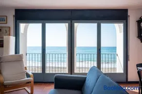 AT303 Vistas de la playa de Altafulla, casa en primera línea - Image 3
