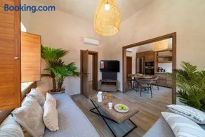 Anastasia Grand Villa - Image 1