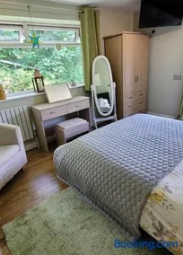 Kingsley Cottage Bed & Breakfast - Image 5