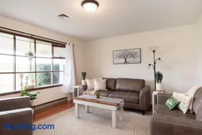 Scenic View Lodging - Image 5