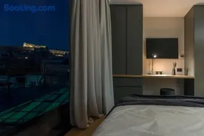 Hub Suites, Luxury living in Athens - Image 2