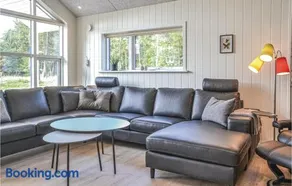 Five-Bedroom Holiday Home In Blavand - Image 2