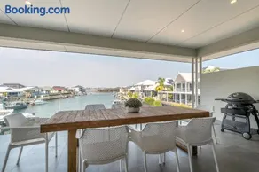 Sanctuary Cove I Private Properties - Image 1