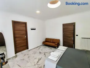 Narciso Rooms - Image 4