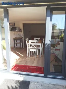 JENNY'S HOME - Image 3