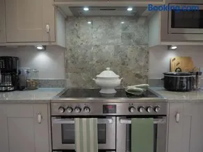 Forge Bungalow - Image 4