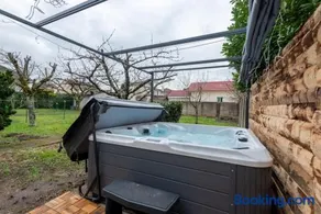 Belle maison rénovée avec jacuzzi - Image 2