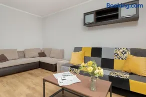 Cozy Pastel Studio in Gda?sk by Renters - Image 4