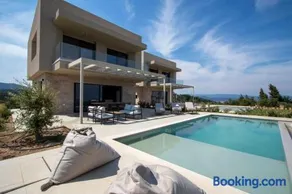 The Quiet Pearl Villa, Agios Nikolaos by Halkidiki Villas - Image 1