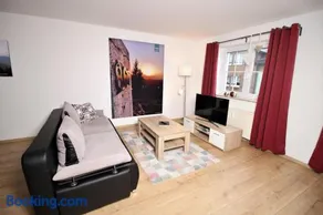 Germina Apart - Image 4