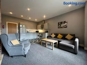 1 bed Apt close to Leeds Arena Sleeps up to 4 people F3 - Image 3