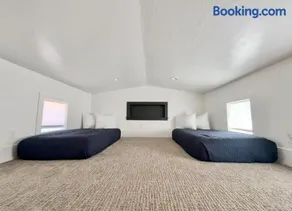 Tiny Home #1 - Image 2