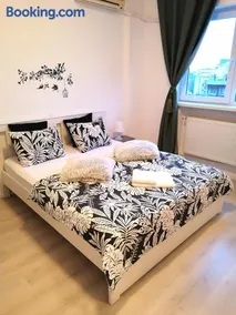 Diamond Apartments - Image 2