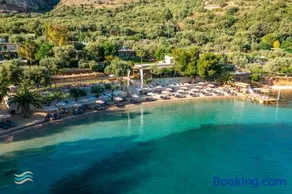 Plataria Seaside Resort - Image 1