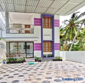 Rams Guest House with Kitchen Near Kochu Veli Railway station & Lulu Mall - Image 4