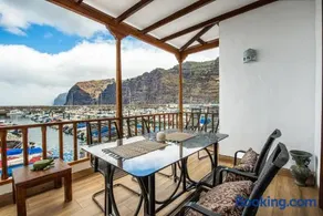 Los Gigantes Ocean Dream, First Line - Image 1
