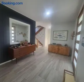 Flat Rock Beach House - Image 3