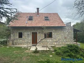 Száka Kőház - Image 3