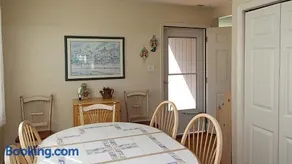 111 Brookdale Road Bayside Beauty - Image 4