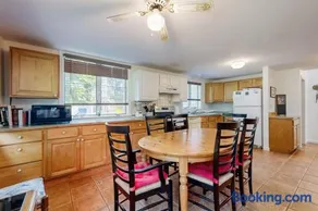 Oak Leaf Cape Cottage - Image 4