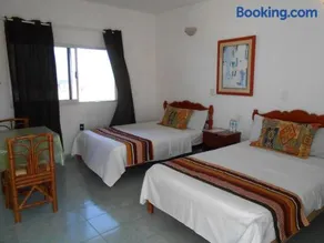 Hotel y Bungalows Monteverde - Image 2