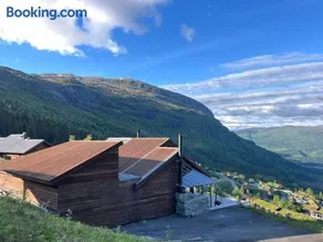 Exclusive Cabin - Lake Views - Sauna - EV Charger - Image 3
