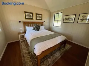 The Cabin at Rocklee Grove - Image 4