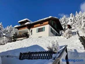 Sunny Appartement with a beautiful view in Alvaneu Dorf - Image 2