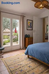 Large house with private pool in Graveson - Image 3