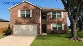Private Pool Retreat Near Lake and Casino - Image 2