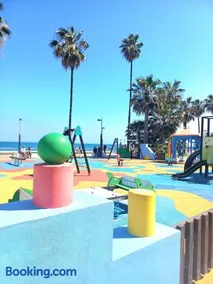 Beachfront Penthouse 3BR I 30m to Beach I Swimming Pool I Walk to Duquesa, Restaurants I Close to Golf - Image 1