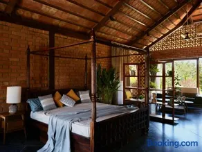 Atmos Coquitos, Kerala themed manduva courtyard - Image 1
