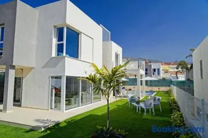 Villa Paradise - Image 1