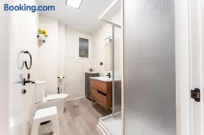 san fernando street apartment - Image 2