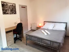 T1 Bis centre villeTarbes (logement entier) - Image 1