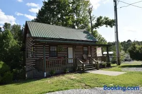 Laurel Lake Cabins - Image 1