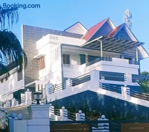 Cardamom Vista Holiday Home - Image 1