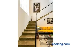 Loft moderno e espaçoso no centro de Floripa -UN30 - Image 5