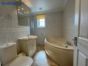 13 Atlantic Reach - Image 3