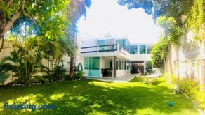 Ven a disfrutar de Casa Alfenapa a pie del lago, somos pet friendly - Image 1