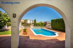 2005 Villa Freser al canal para 6 personas by homeselectspain - Image 2