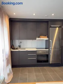 Modern cosy flat close to Stockholm city - Image 2